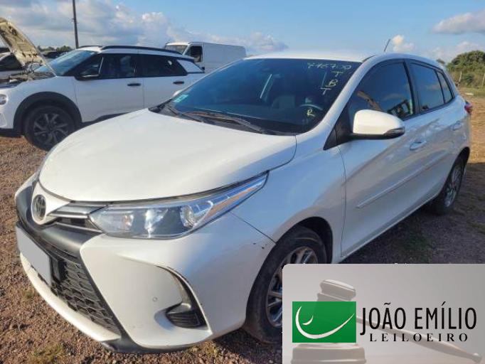 TOYOTA YARIS 22/23