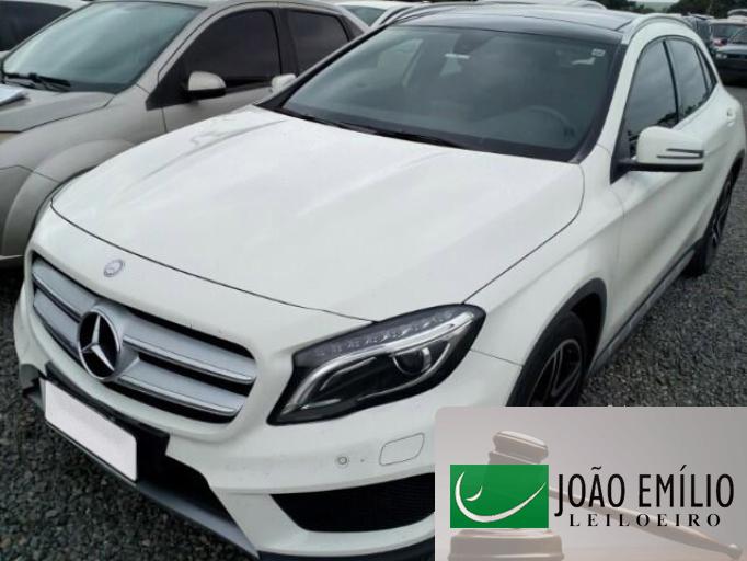 MERCEDES BENZ GLA 250 17/17