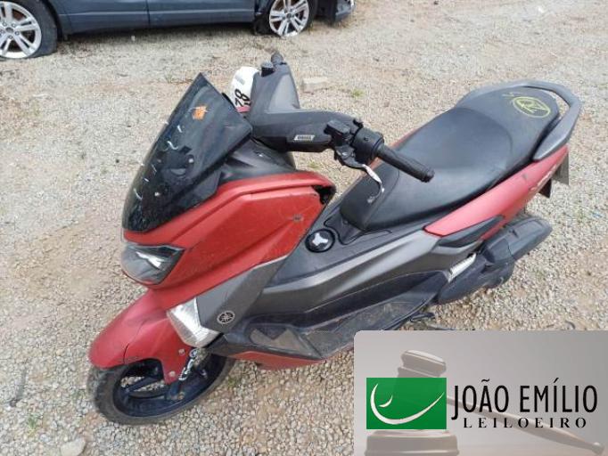 YAMAHA NMAX 19/19