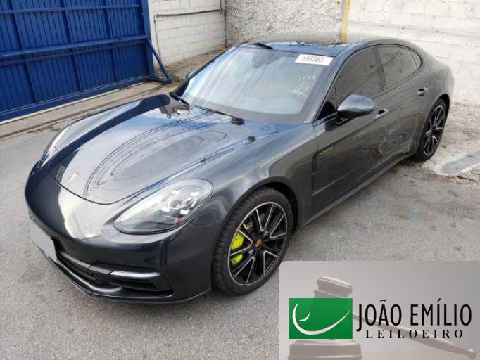 PORSCHE PANAMERA 18/18