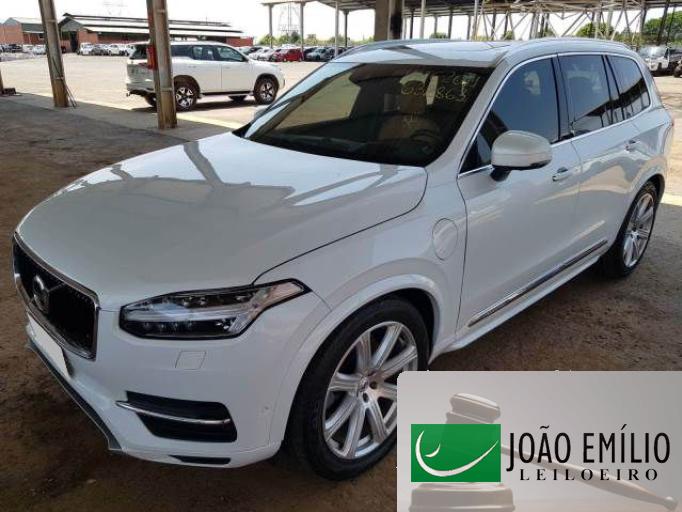 VOLVO XC90 16/16