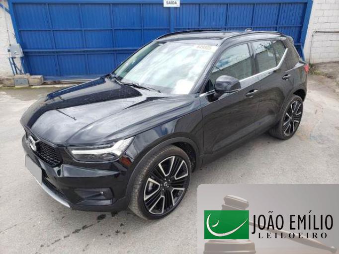 VOLVO XC40 19/20