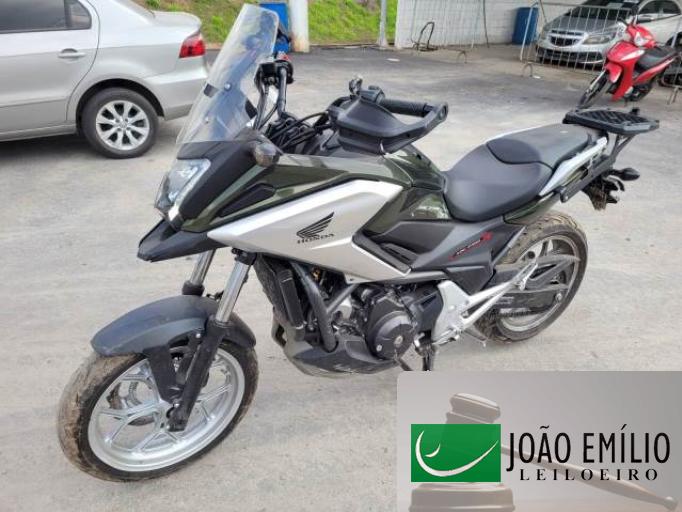 HONDA NC 750X 18/18