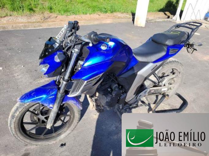 YAMAHA FZ25 20/20