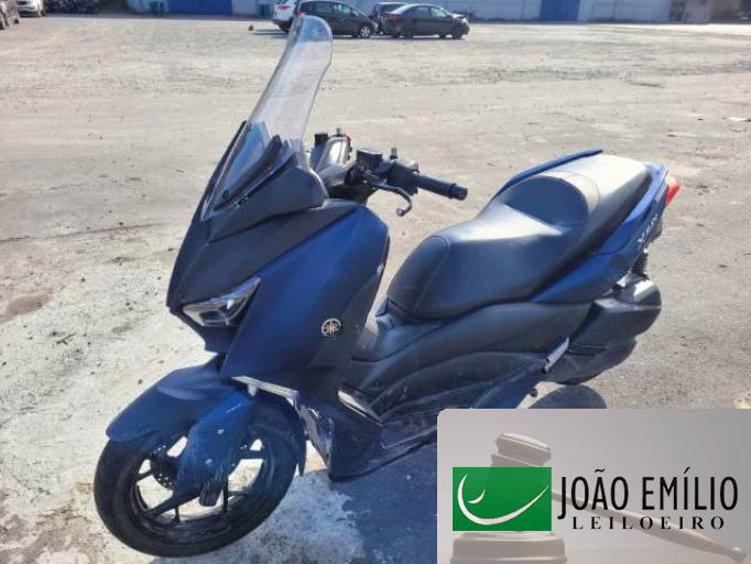 YAMAHA XMAX 20/21