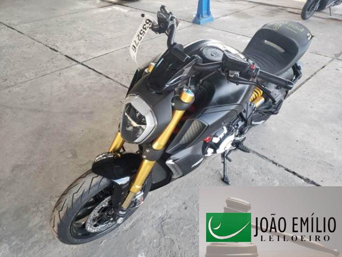 DUCATI DIAVEL 20/20