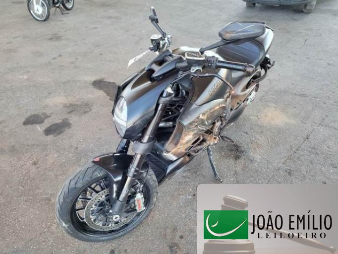 DUCATI DIAVEL 14/14